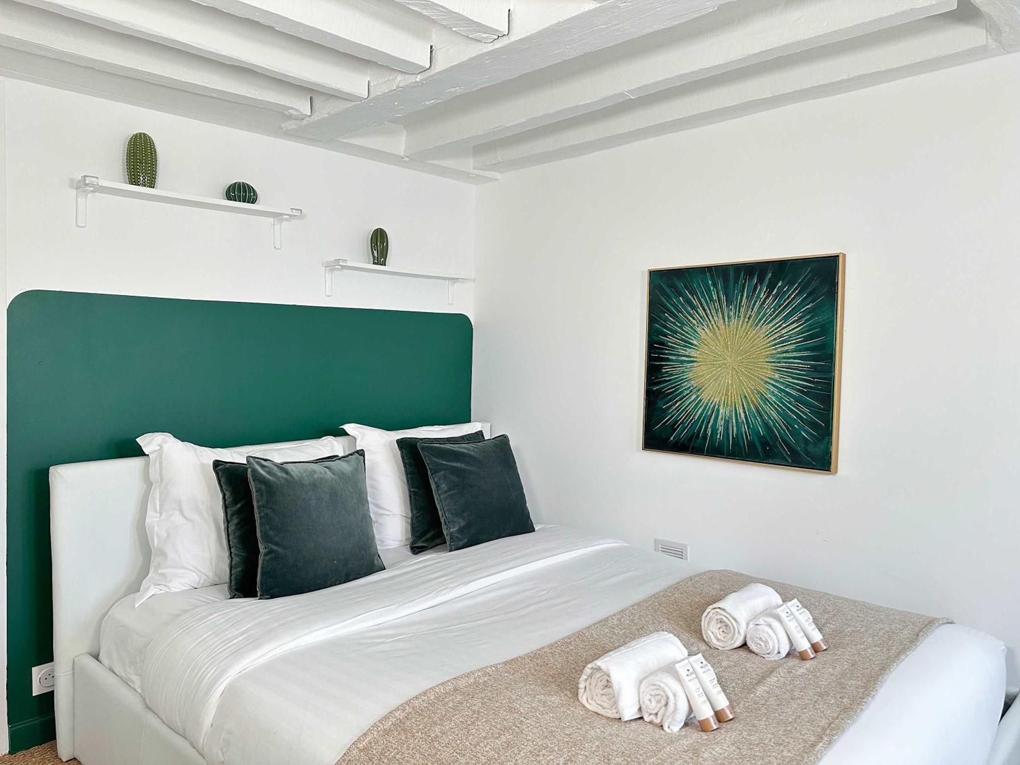 Appartamento Opera - Premium With Lift Near Gare De L'est For 4 *